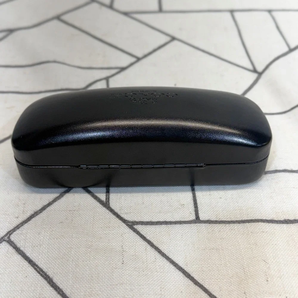 Coach Eyeglasses Case OS Black Hard Shell Clamshell with Cleaning Cloth